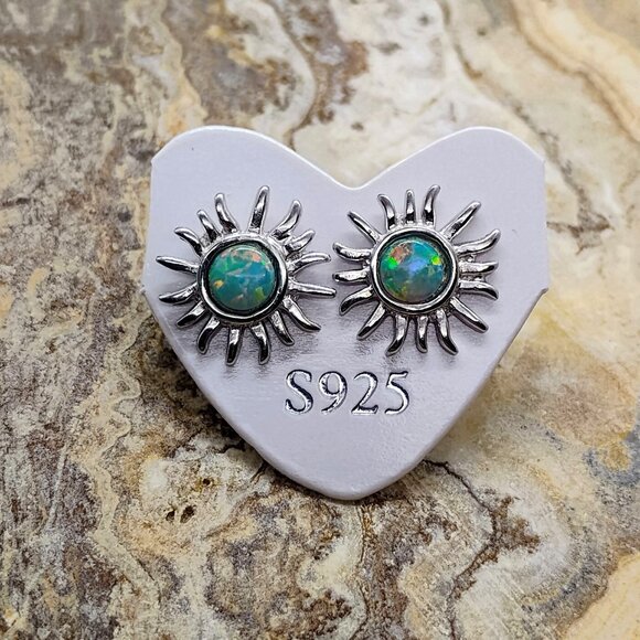 Sterling Silver Sparkly Opal Sun Starburst Stud Earrings Celestial Boho 1/2" - Picture 2 of 3